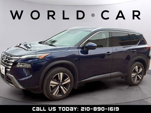 Used 2024 Nissan Rogue SL w/ SL Premium Package image 11