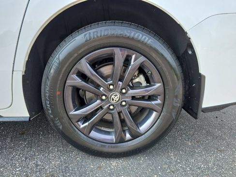 Certified 2025 Toyota Sienna XSE AWD/4WD image 37