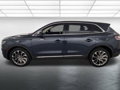 Used 2022 Lincoln Nautilus Reserve AWD/4WD image 4