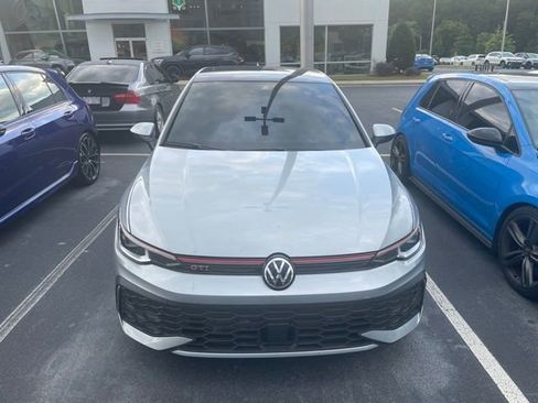 Used 2025 Volkswagen GTI Autobahn FWD image 3