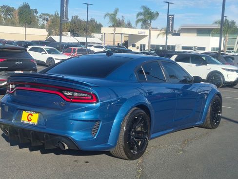 Used 2021 Dodge Charger SRT Hellcat w/ Harman/Kardon Audio Group image 8