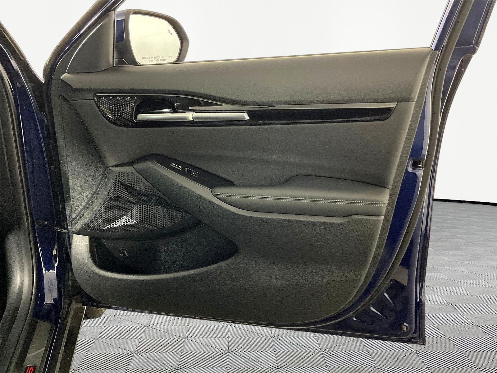Used 2024 Kia Seltos EX FWD image 27