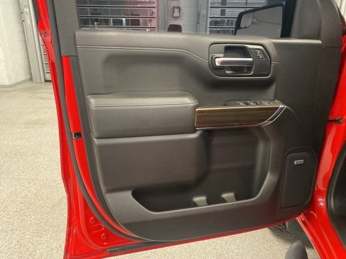 Used 2020 Chevrolet Silverado 1500 LT Trail Boss image 28