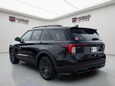 New 2026 Ford Explorer ST-Line AWD/4WD image 5