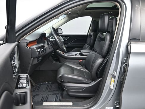 Used 2023 Lincoln Aviator Reserve w/ Equipment Group 201A image 25