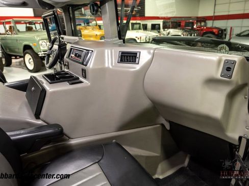 Used 2001 HUMMER H1 4-Door Wagon image 19