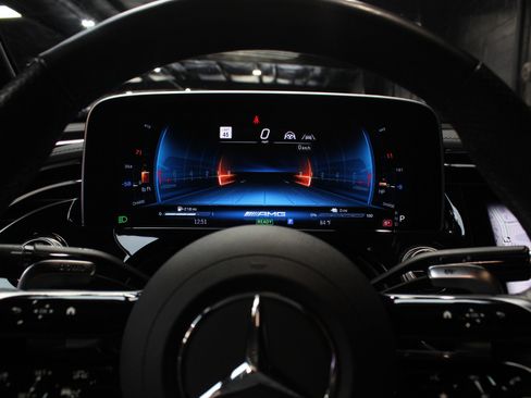 Used 2025 Mercedes-Benz E 53 AMG e 4MATIC Sedan image 83