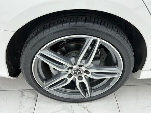 Used 2019 Mercedes-Benz E 300 w/ Premium 1 Package image 48