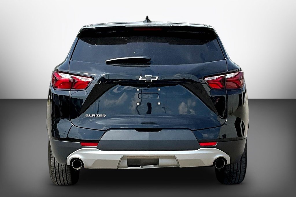 Used 2022 Chevrolet Blazer LT FWD image 5