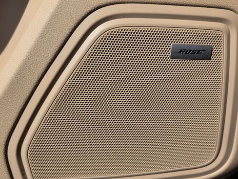 Used 2022 Porsche Macan S image 24