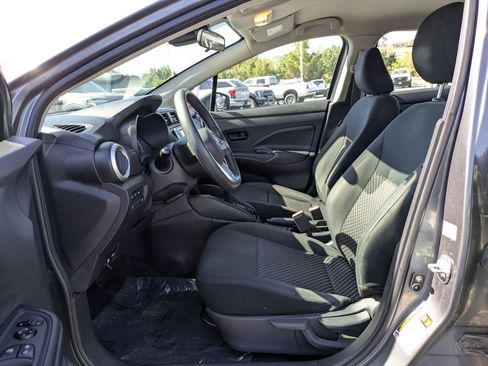 Used 2021 Nissan Versa S FWD image 15