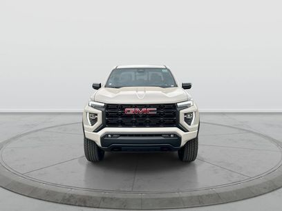 New 2026 GMC Canyon Elevation w/ Convenience Package