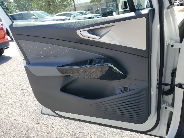 Certified 2025 Volkswagen ID.4 Pro S RWD image 35