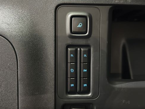Used 2025 Ford Expedition Max Active AWD/4WD image 31
