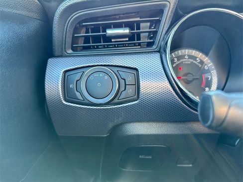 Used 2017 Ford Mustang Coupe image 17