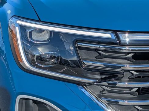 New 2026 Volkswagen Atlas SE image 10