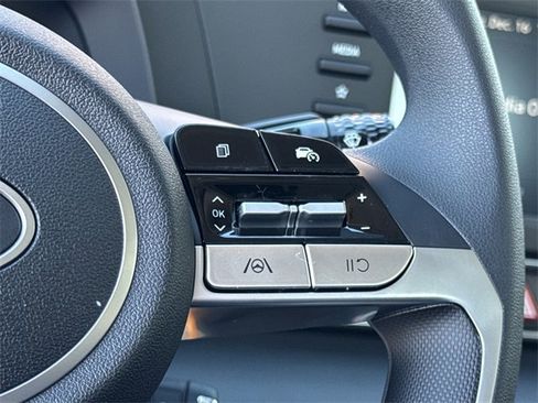 New 2026 Hyundai Elantra SE image 25