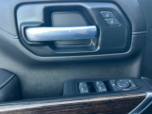 Used 2023 GMC Sierra 3500 SLE w/ SLE Value Package image 8