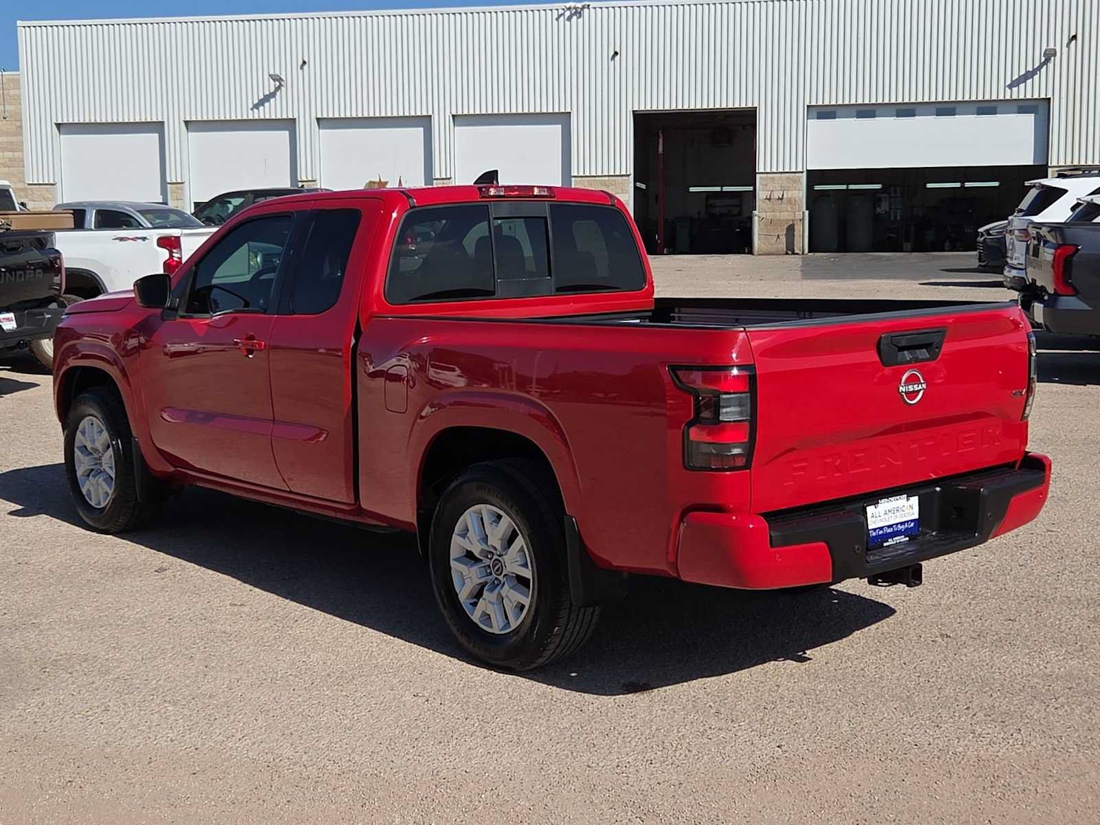 Used 2022 Nissan Frontier SV RWD image 6