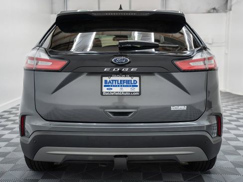 Certified 2022 Ford Edge SEL w/ Convenience Package AWD/4WD image 6