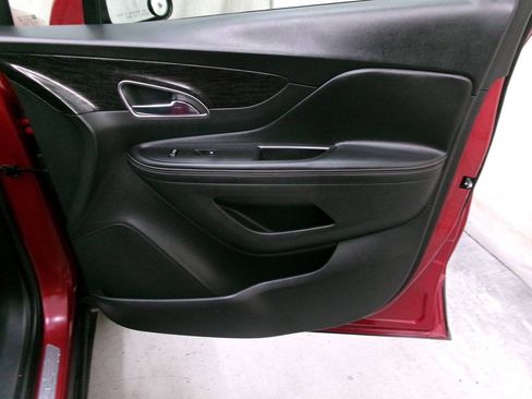 Used 2015 Buick Encore FWD image 27