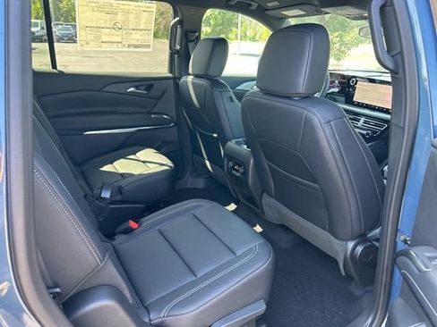 New 2026 Chevrolet Traverse LT w/ Midnight/Sport Edition image 38