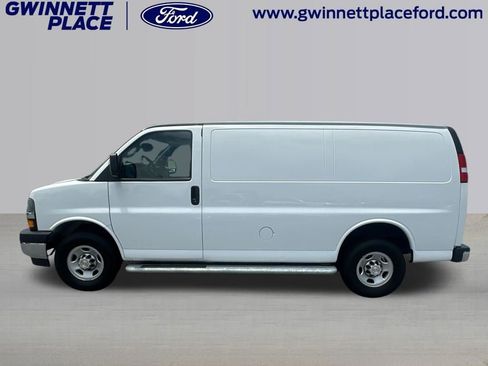 Used 2024 Chevrolet Express 2500 w/ Driver Convenience Package RWD image 8