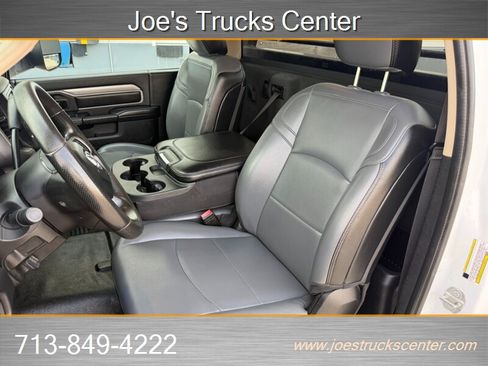 Used 2020 RAM 3500 Tradesman w/ Chrome Appearance Group RWD image 17
