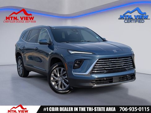 Used 2025 Buick Enclave Preferred image 1