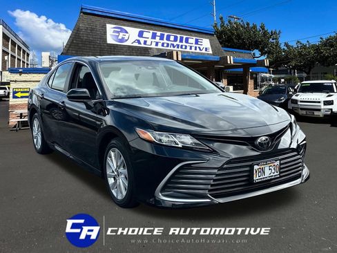 Used 2024 Toyota Camry LE FWD image 10