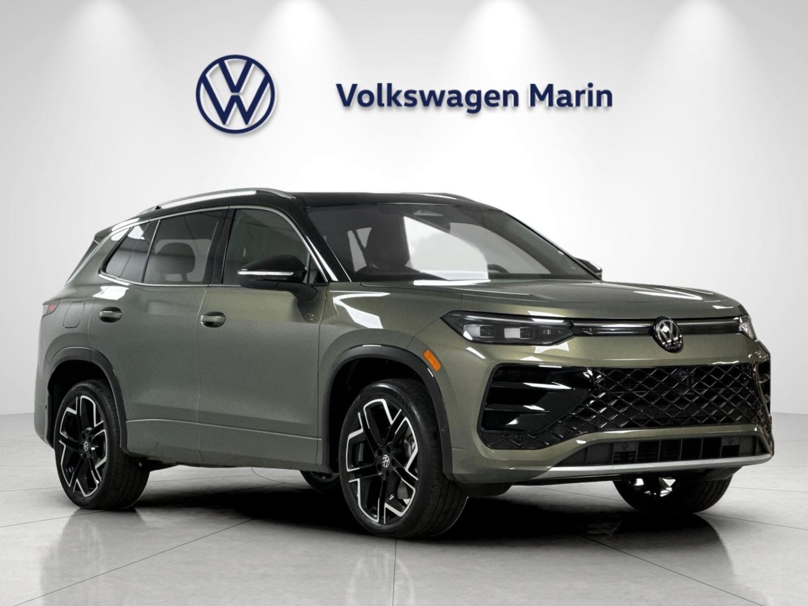 New 2026 Volkswagen Tiguan SEL R-Line AWD/4WD image 7