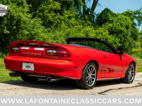 Used 2002 Chevrolet Camaro Z28 w/ SS Performance/Appearance Pkg RWD image 52