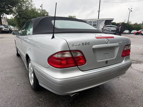 Used 2002 Mercedes-Benz CLK 320 Cabriolet image 6