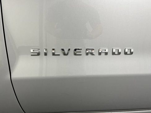 Certified 2017 Chevrolet Silverado 1500 W/T AWD/4WD image 30