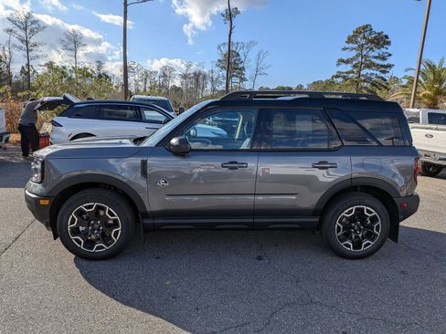 New 2025 Ford Bronco Sport Outer Banks w/ Outer Banks Tech Package+ image 8