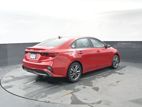 Certified 2023 Kia Forte LXS w/ LXS Technology Package image 5