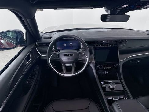 New 2025 Jeep Grand Cherokee Limited image 26