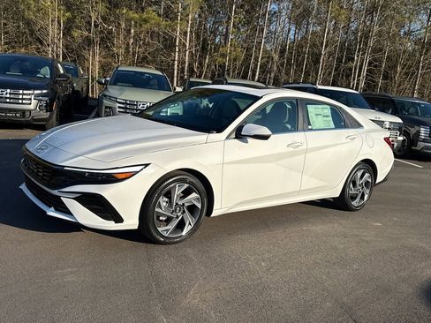 New 2026 Hyundai Elantra Limited w/ Cargo Package FWD image 2
