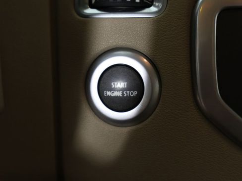 Used 2016 Land Rover LR4 HSE image 47