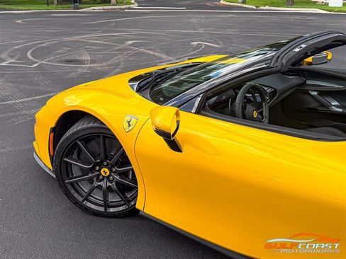 Used 2024 Ferrari SF90 Spider AWD/4WD image 45