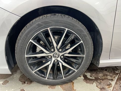 Used 2022 Toyota Camry SE image 26