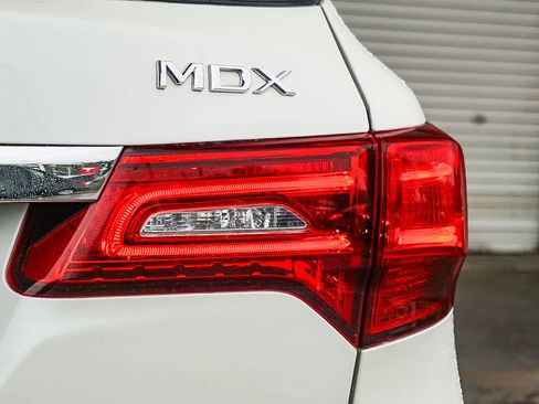 Used 2019 Acura MDX FWD w/ Tech & Entertainment image 8