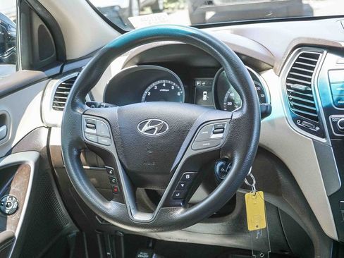 Used 2017 Hyundai Santa Fe Sport FWD image 17