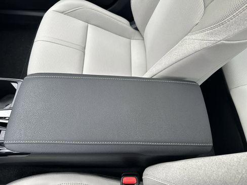 New 2026 Toyota Camry XLE AWD/4WD image 37