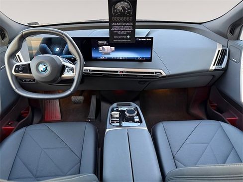 Certified 2025 BMW iX xDrive50 image 10