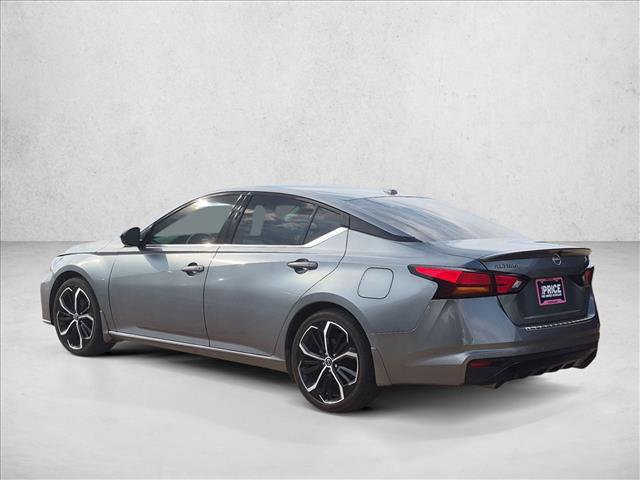 Used 2023 Nissan Altima 2.5 SR w/ SR Premium Package FWD image 7