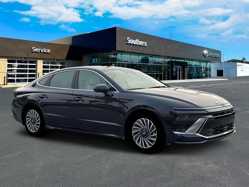 New 2026 Hyundai Sonata Limited FWD image 11