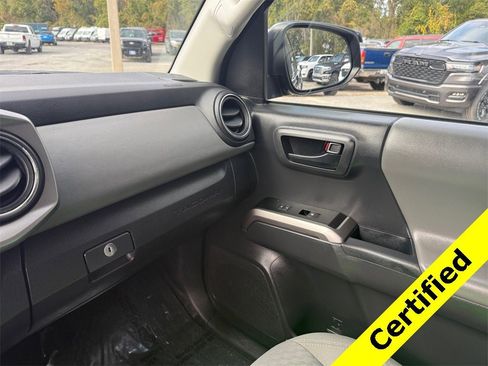 Used 2023 Toyota Tacoma TRD Sport image 23