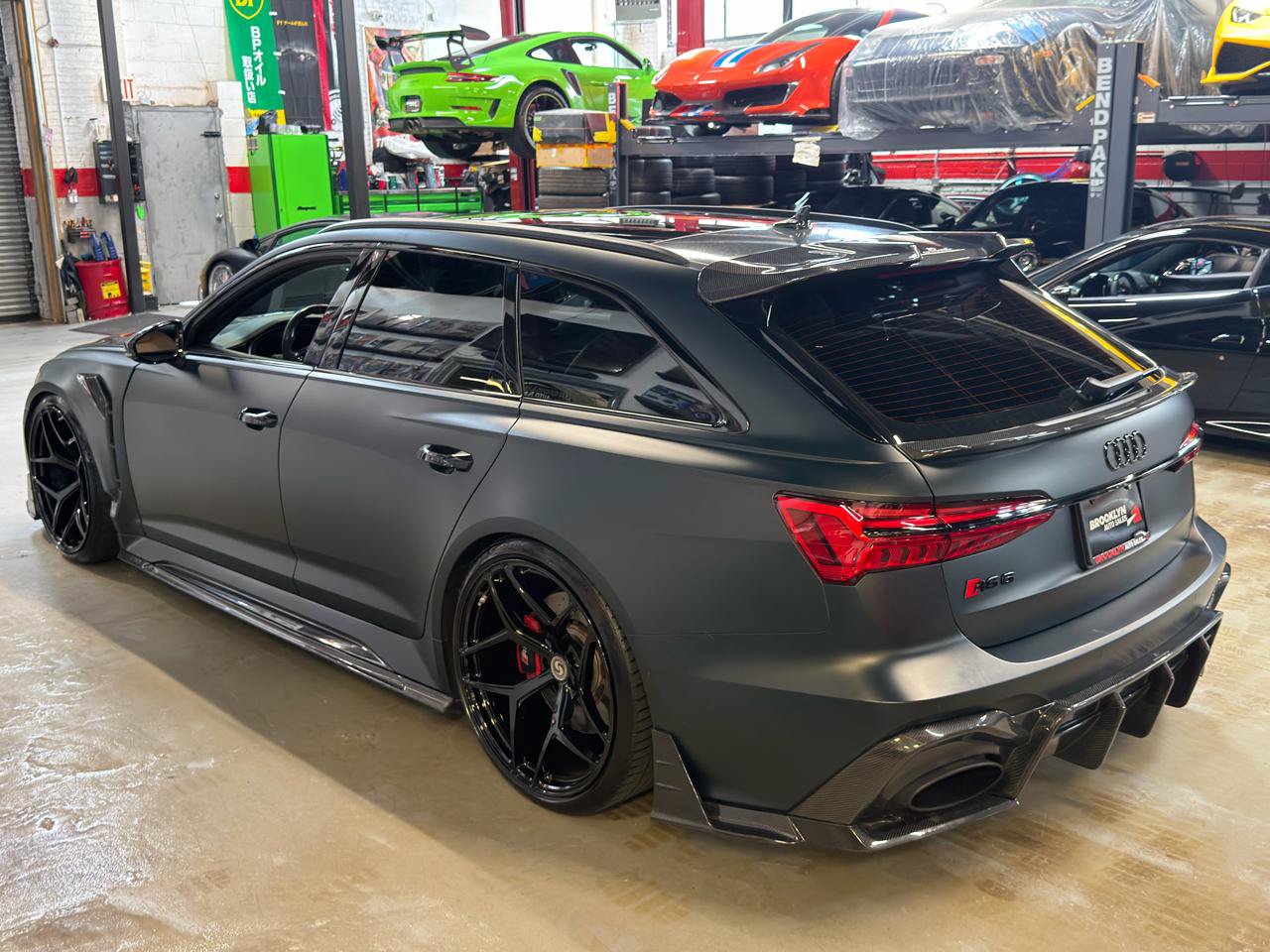 Used 2021 Audi RS 6 AWD/4WD image 11