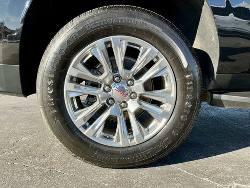 Used 2021 GMC Yukon XL Denali image 21